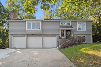 13337 Metropolitan Ave, Bonner Springs, KS 66012