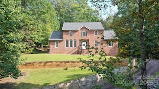 1064 Skye Dr, Pisgah Forest, NC 28768