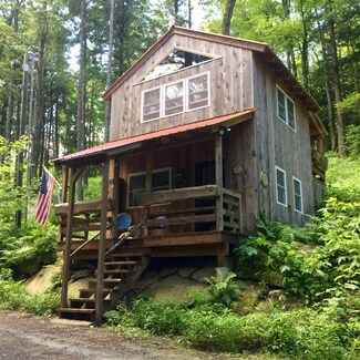 609 Hinkley Brook Rd, Grafton, VT 05146