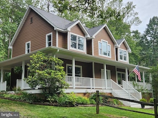 9525 Angelica Ln, Marshall, VA 20115