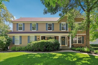 305 Buckingham Dr, Algonquin, IL 60102