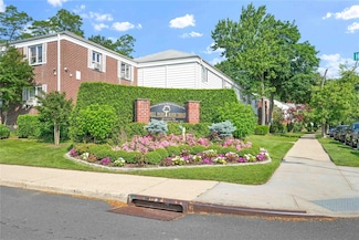 22401 Hillside Ave Unit 2, Queens Village, NY 11427