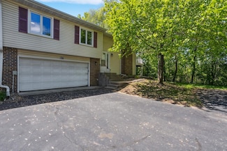 9940 Cavell Ave S, Bloomington, MN 55438