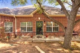 5515 Davis Ln Unit 84, Austin, TX 78749