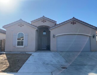 868 Rubicon Ave, Madera, CA 93637