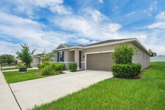 221 Hilltop Bloom Loop, Haines City, FL 33844