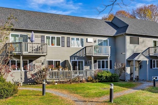 24 School St Unit 8, Hanover, NH 03755