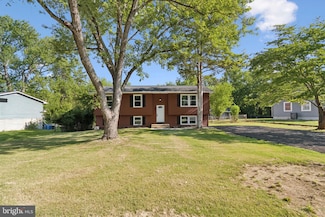 206 Via de Rosa Dr, Stafford, VA 22556