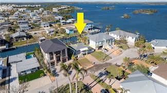 247 Curlew St, Fort Myers Beach, FL 33931