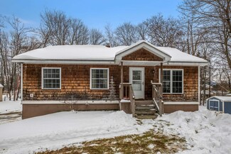 11 Lewis St, Laconia, NH 03246