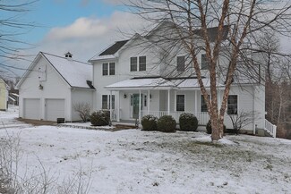 121 Fox Run, Lee, MA 01238