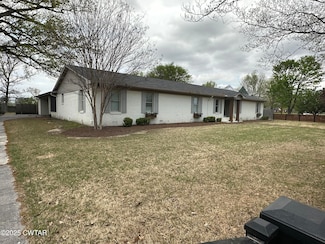 1200 Colonial St, Union City, TN 38261