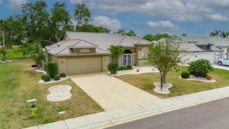 2215 New Bedford Dr, Sun City Center, FL 33573