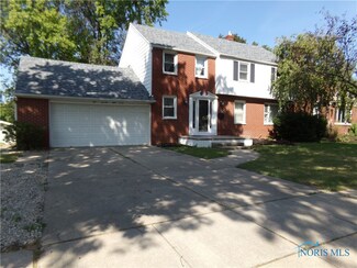 578 Sylvandale Ave, Oregon, OH 43616