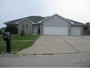179 18th St SE, Le Mars, IA 51031
