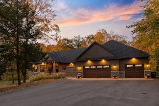 20060 Vine St, Excelsior, MN 55331