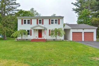 10 Libbey Ln, Eliot, ME 03903