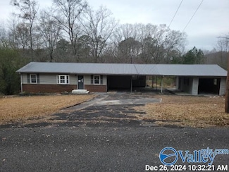 870 Lakeshore Ave E, Gadsden, AL 35907