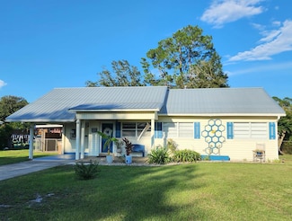 1705 Garrison Ave, Port Saint Joe, FL 32456