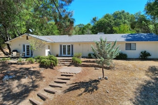 39406 John Rd W, Oakhurst, CA 93644