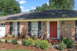6121 Lovers Ln, Shreveport, LA 71105