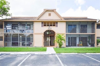 19055 NW 62nd Ave Unit 104, Hialeah, FL 33015