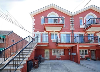 39 Bay 38th St Unit 3D, Brooklyn, NY 11214