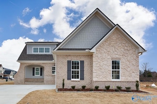 1 Sable Creek Ct SE, Huntsville, AL 35748