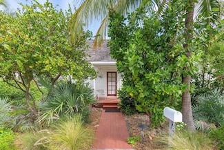 701 SE 1st St, Delray Beach, FL 33483