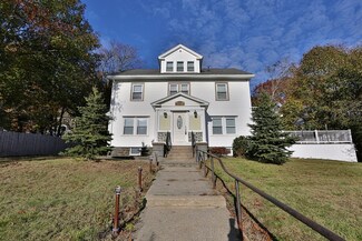 1011 Pleasant St, Worcester, MA 01602