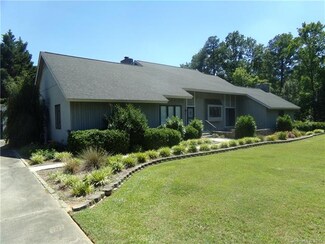 223 E Church St, Jefferson, SC 29718
