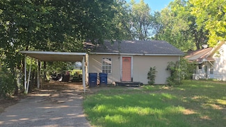 705 W Hackberry Ave, Duncan, OK 73533