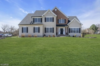 400 Bradford Ln, Bloomsbury, NJ 08804