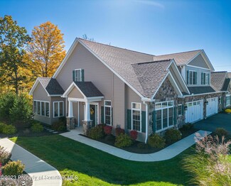 12 Avalon Rd, South Abington Township, PA 18411