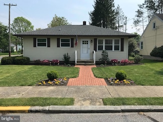 46 E Lemon St, Lititz, PA 17543