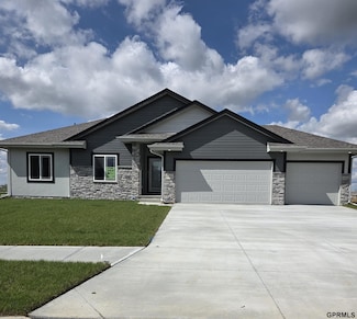 19820 Cinnamon St, Omaha, NE 68135