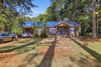 1543 Marion Russell Rd, Meridian, MS 39301