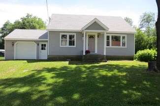 1365 Acquetuck Rd, Ravena, NY 12143