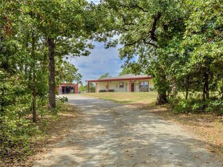18677 Rockcreek Rd, Harrah, OK 73045