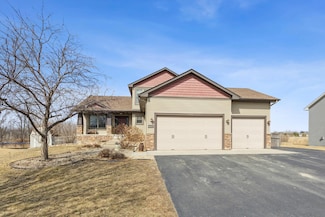 10582 49th St NE, Albertville, MN 55301