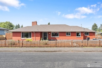 1001 Elm St, Centralia, WA 98531