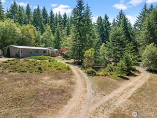 3702 SE Skyhawk Ln, Port Orchard, WA 98367