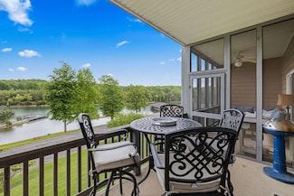 1175 Mariners Way Unit 55, Huddleston, VA 24104