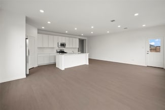 2435 Rooke Rd, Bryan, TX 77807