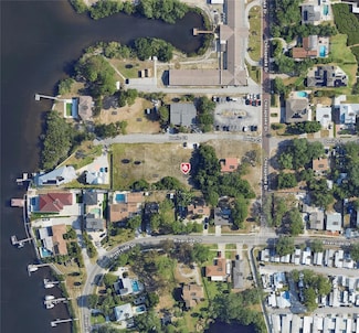 523 Doric Ct, Tarpon Springs, FL 34689