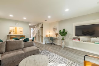 352 N Eagle Rd, Eagle, ID 83616