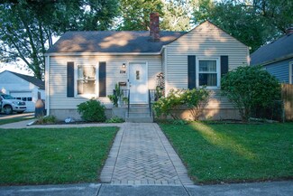 234 S Ridge St, Crown Point, IN 46307