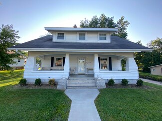 202 S Cleveland St, Fayette, MO 65248