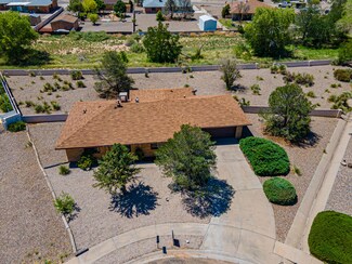 1212 Perion Dr, Belen, NM 87002