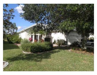 748 Grassy Oaks Dr, Venice, FL 34293